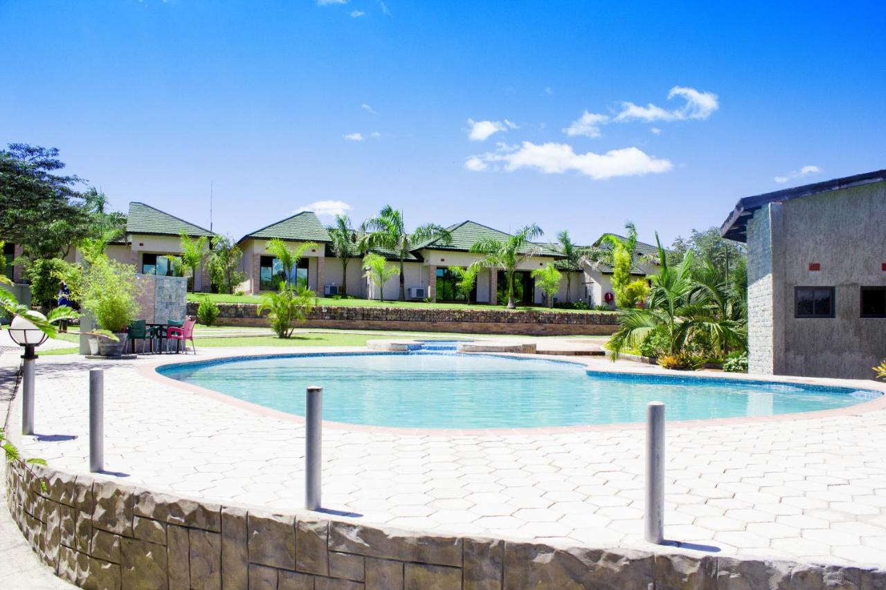 Icon Hotel Chingola Ngoại thất bức ảnh